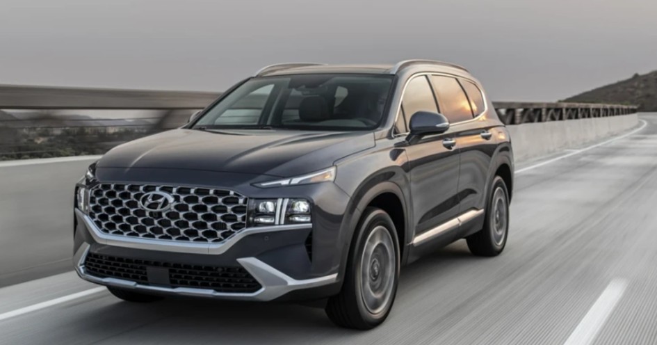 Hyundai Santa Fe пятого поколения снова в России: цены, комплектации и нюансы покупки