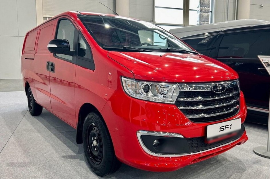 Sollers SF1: задний привод, механика и 7 мест вместо Lada Largus
