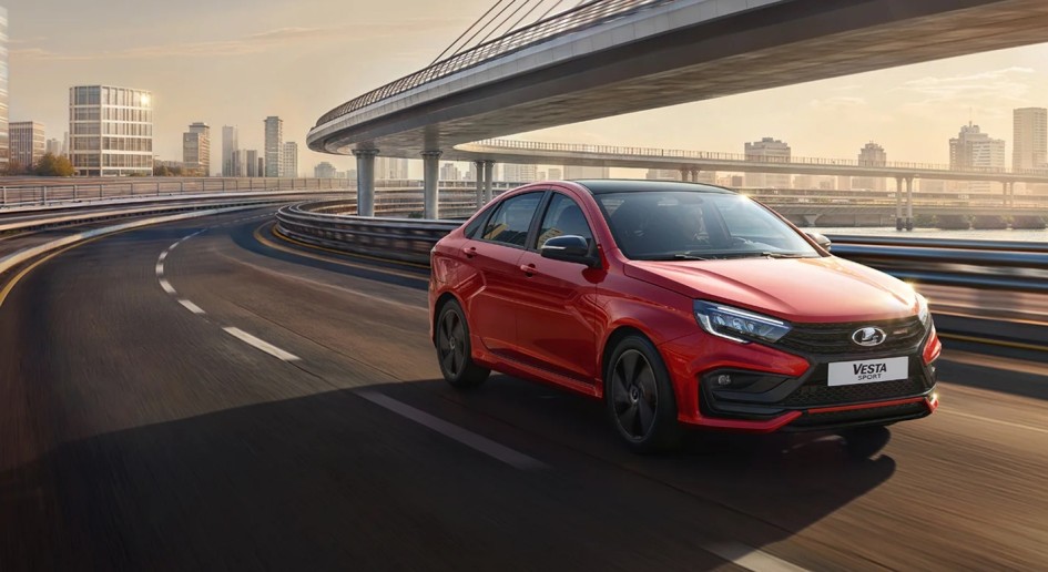 Сравнение динамики Lada Vesta Sport и Vesta Cross: неожиданные результаты тестов