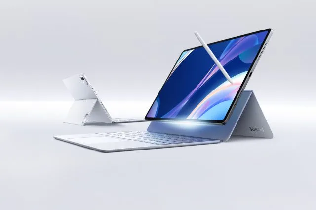 Новый планшет Honor MagicPad3 Pro 12.3 мощный OLED-экран на 165 Гц и флагманское железо (2) Планшет Honor MagicPad3 Pro 12.3: OLED 165 Гц | DGL.RU