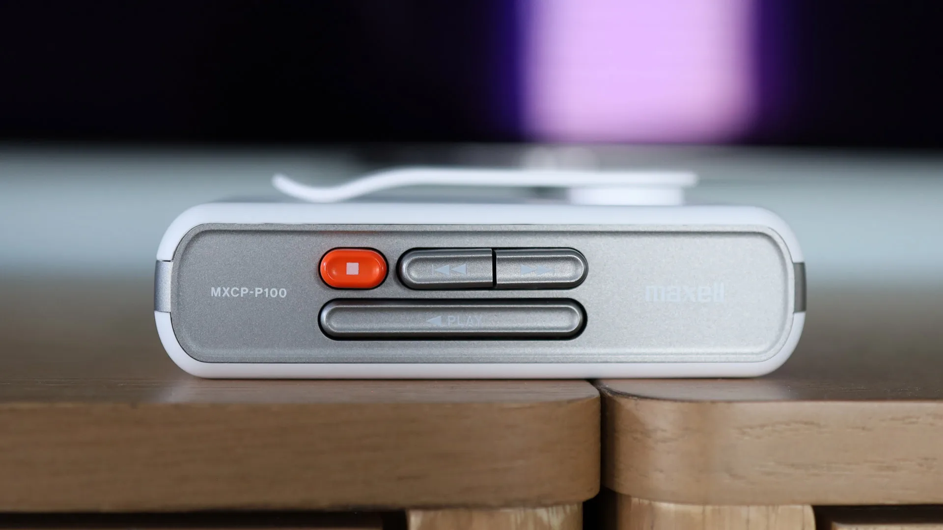 Обзор Remix Maxell - путешествие в мир аудионостальгии картинка Плеер Maxell Wireless Cassette Player: ретро-магия | DGL.RU