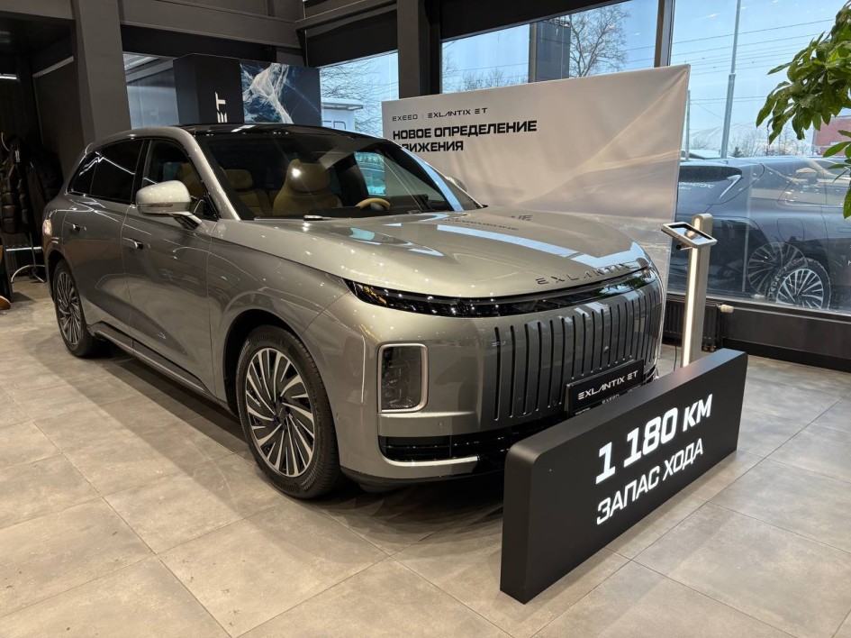 Блогеры и журналисты назвали лучший гибридный автомобиль в России