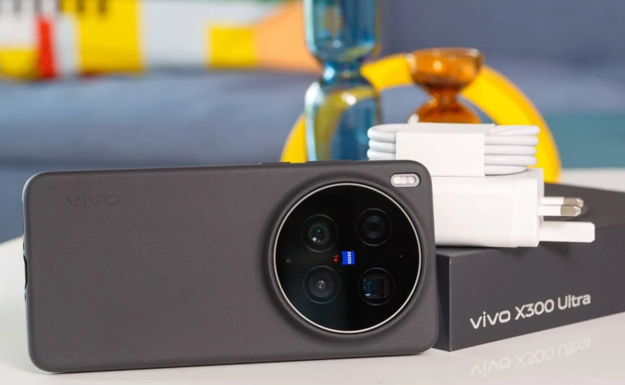 Зачем платить больше за бренд? Распаковка vivo X300 Ultra, который умеет всё картинка Зачем платить больше за бренд? Распаковка vivo X300 Ultra, который умеет всё