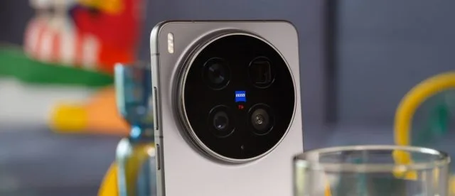 Зачем платить больше за бренд? Распаковка vivo X300 Ultra, который умеет всё Зачем платить больше за бренд? Распаковка vivo X300 Ultra, который умеет всё