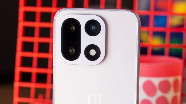 Экран на стероидах OnePlus 16 готовится порвать игровой рынок с 240 Гц и новым Snapdragon (2) Смартфон OnePlus 16 получит экран 240 Гц | DGL.RU