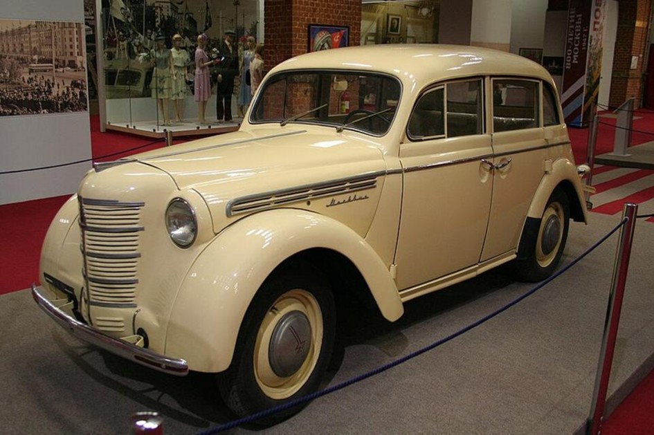 Как «Москвич-400» изменил советский автопром: скрытые факты и неожиданные решения