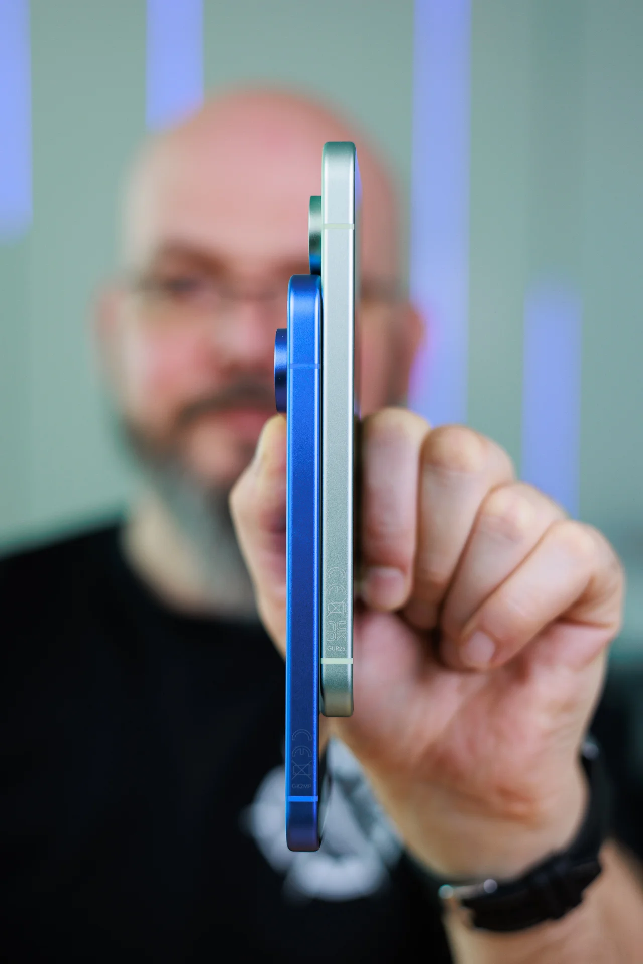 Неожиданный провал флагманов: почему размер батареи снова решает всё картинка Покупать ли Google Pixel 9 или выбрать Honor? | DGL.RU