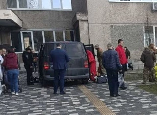 ТЦКшнику перерезали горло во Львове. Врачи пытались его спасти, но в итоге он скончался, сообщили в Нацполиции