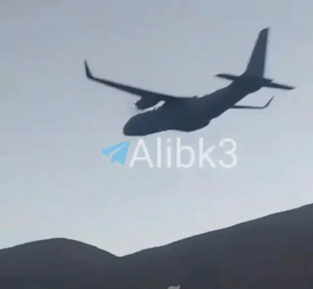 Модернизированный C-295W ВВС США был замечен на предельной малой высоте в небе над Ираном