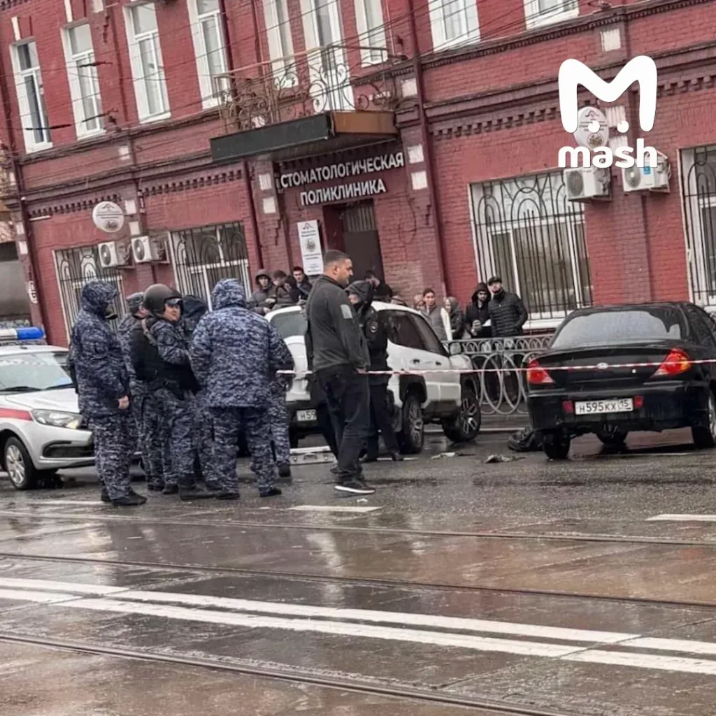 Вооружённый ножом мужчина напал на сотрудницу букмекерской конторы на улице Кирова во Владикавказе