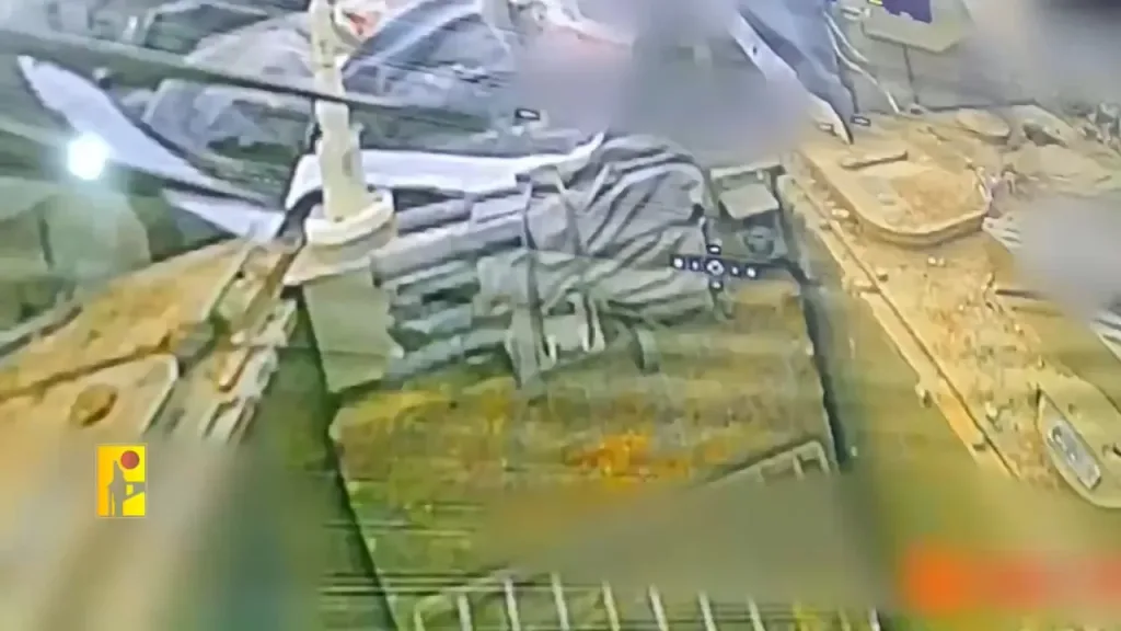 Прилет FPV-дрона "Хезболлы" в наименее защищенный кормовой люк десанта израильского ТБТР Namer в Ливане