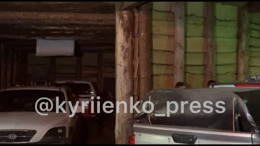 Украинская подземная база с протяженностью укрытий до 400 метров, которые способны вмещаться в себя несколько пикапов и грузовых автомобилей