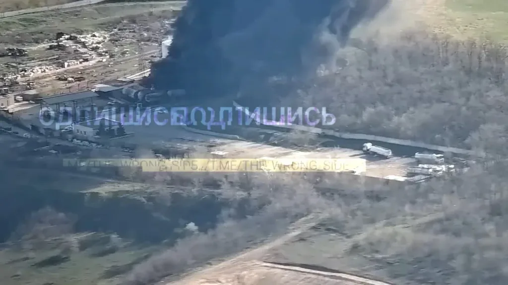 Объективный контроль удара "Гераней" по нефтебазе ООО "Всесвит-Ойл" на окраине Днепропетровска