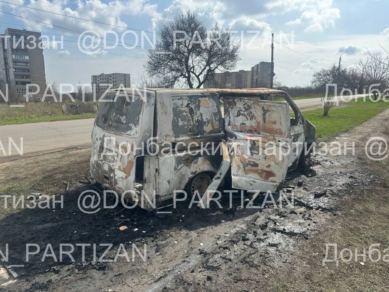 Краматорск: поражение транспортного средства FPV-дроном с полным термическим разрушением