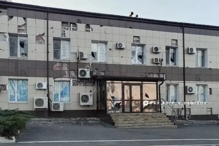 ВСУ нанесли массированный удар по мирным кварталам Белгорода, пострадал мирный житель, сообщил мэр города Валентин Демидов