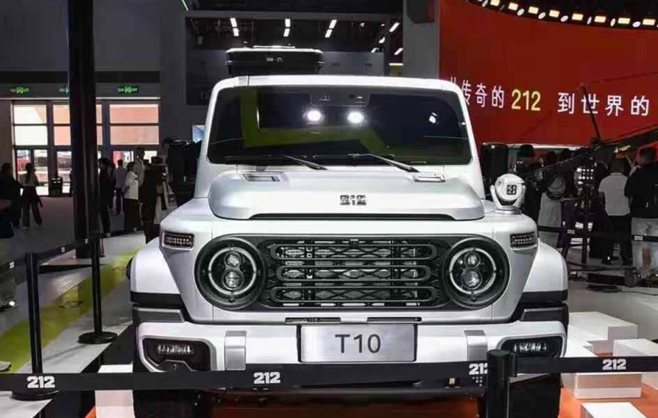 «Нива» по-китайски: BAW 212 T10 получил 238 л.с., автомат и съёмную крышу