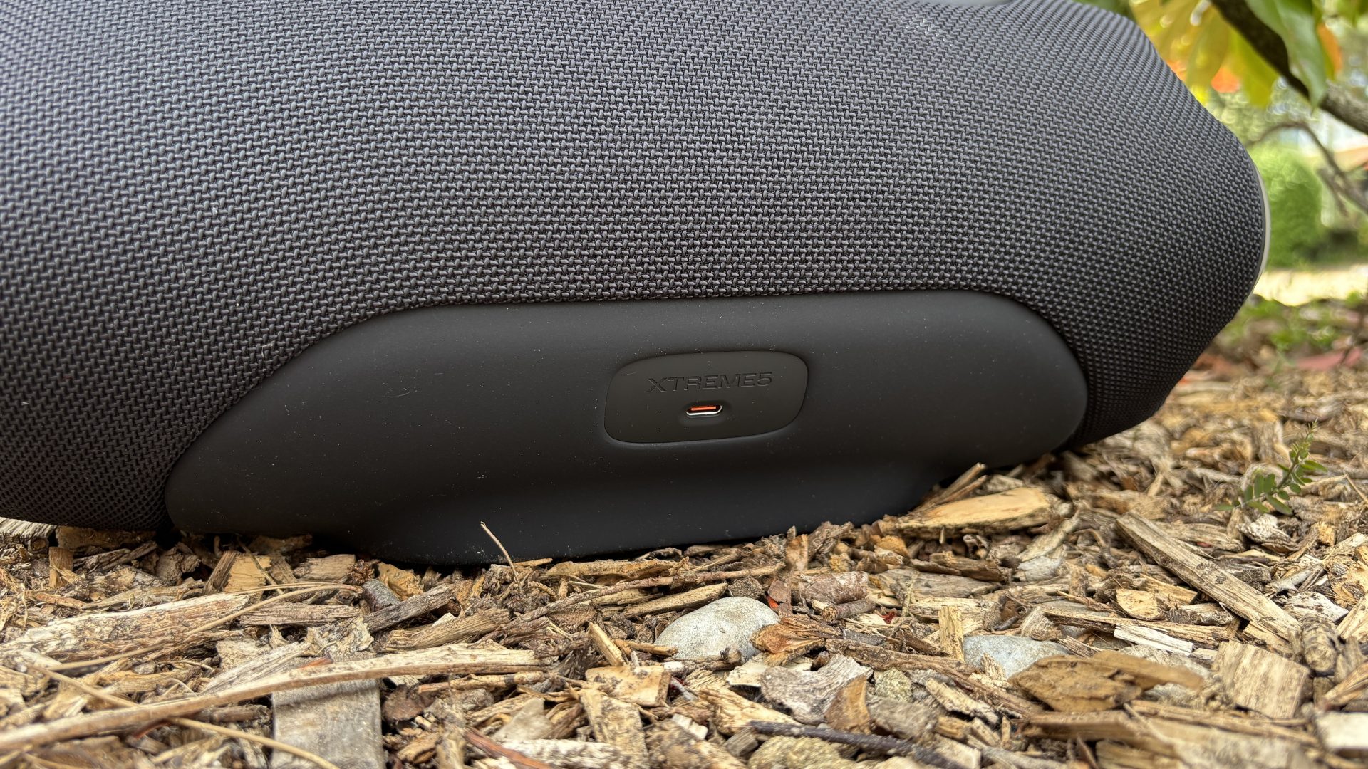 Обзор JBL Xtreme 5 - заметно прибавила в мощности картинка Беспроводная колонка JBL Xtreme 5 | DGL.RU