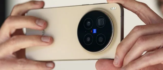 Запретные фото vivo X500: четвертый флагман снял маску Запретные фото vivo X500: четвертый флагман снял маску