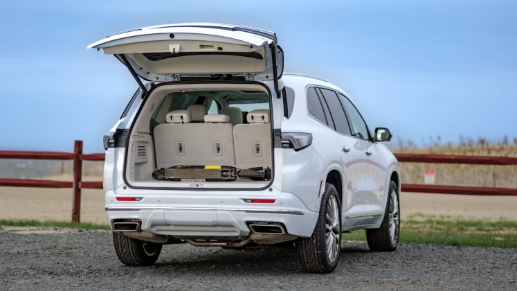 Обзор Buick Enclave Avenir AWD 2026 - доступный аналог Cadillac картинка Внедорожник Buick Enclave удивил роскошью | DGL.RU
