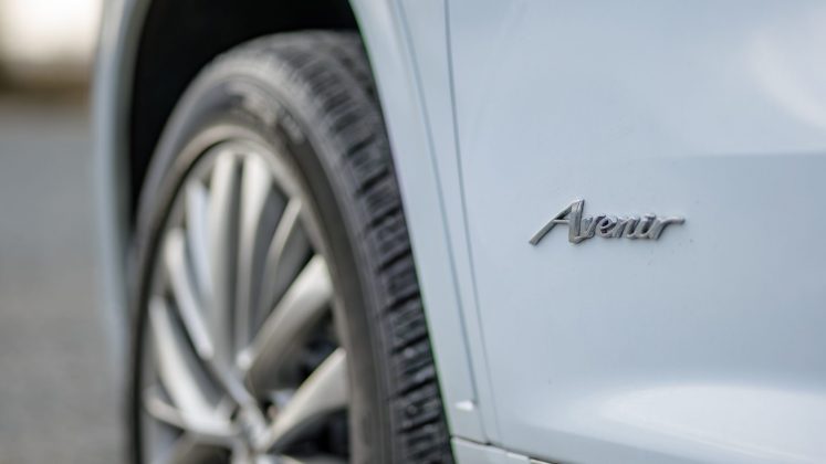 Обзор Buick Enclave Avenir AWD 2026 - доступный аналог Cadillac картинка Внедорожник Buick Enclave удивил роскошью | DGL.RU