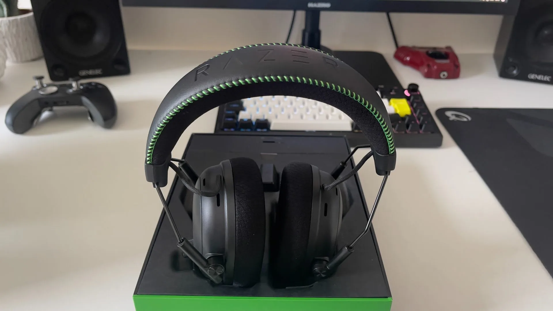 Лучшие гарнитуры для Xbox Series X в 2026 году: наш выбор картинка Гарнитуры для Xbox Series X в 2026 году: лучшие | DGL.RU