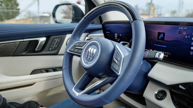 Обзор Buick Enclave Avenir AWD 2026 - доступный аналог Cadillac картинка Внедорожник Buick Enclave удивил роскошью | DGL.RU