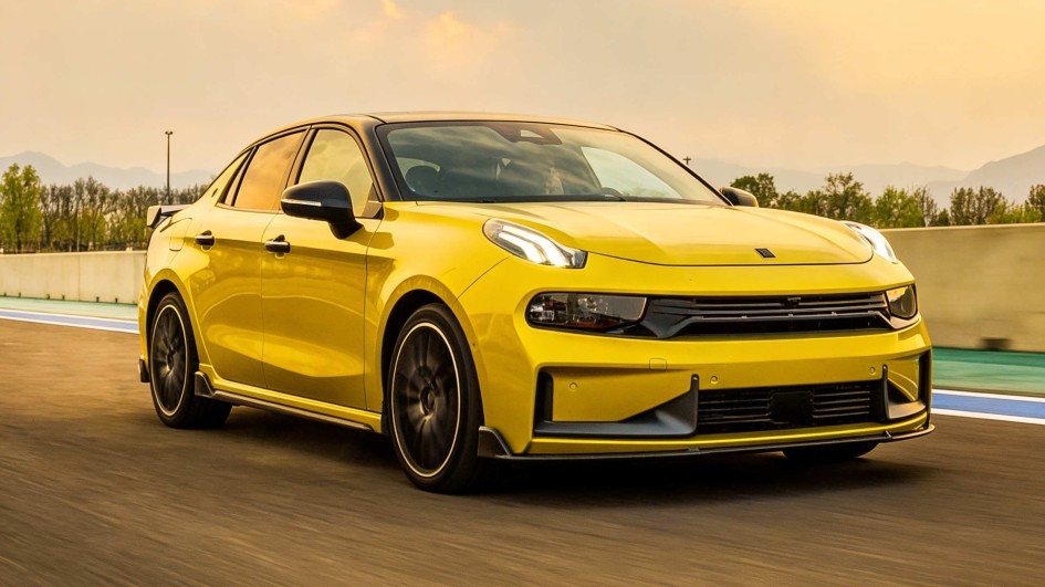 Lynk&Co 03 2026 года стартует в России: цена, мотор Volvo и новые опции