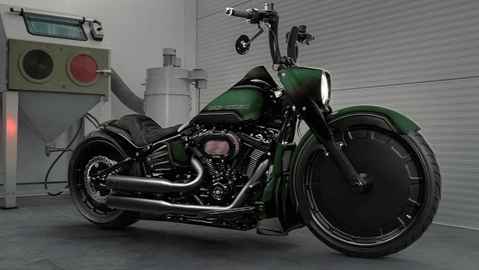 Harley-Davidson Fat Daddy: литовский тюнинг с экстремальными колесами и новым взглядом на классику