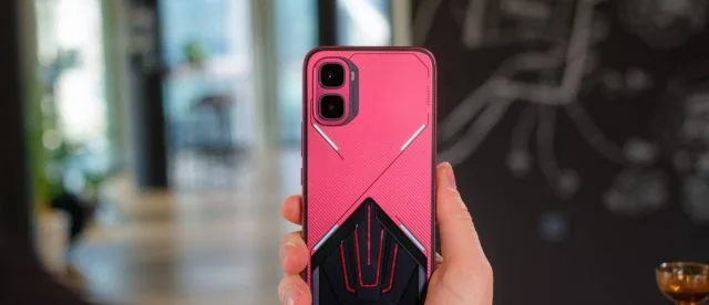 Распаковка Infinix GT 50 Pro: когда дизайн стоит дороже, чем вся начинка Распаковка Infinix GT 50 Pro: когда дизайн стоит дороже, чем вся начинка