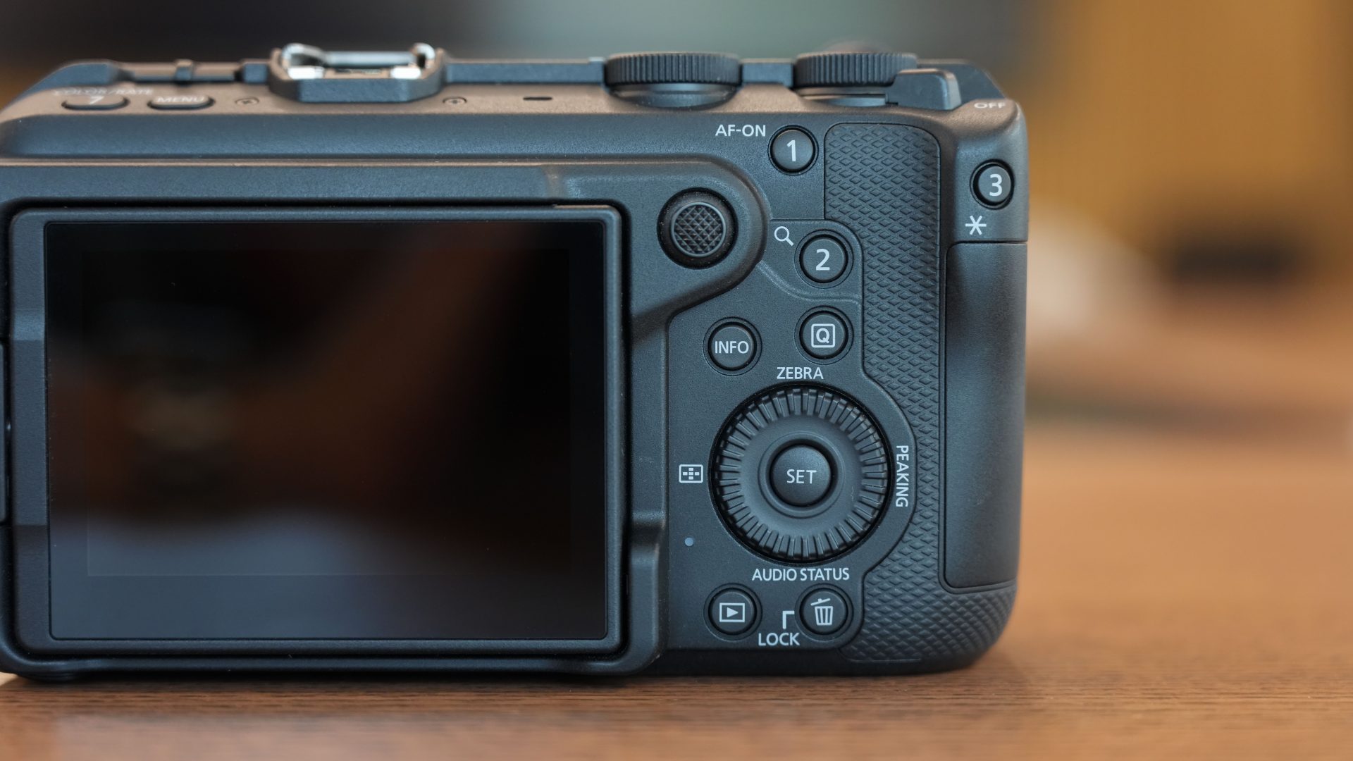Обзор Canon EOS R6 V - Canon просто пошла по пути Apple картинка Камера Canon EOS R6 V получила 7K Open Gate | DGL.RU