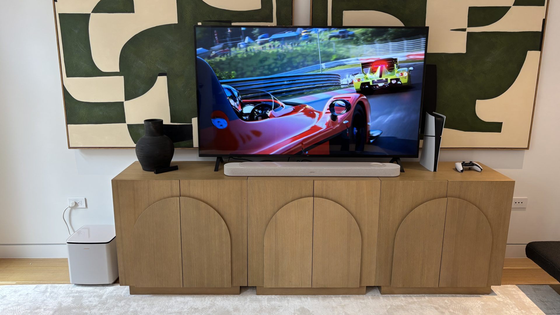 Обзор Bose Lifestyle Ultra - стоит ли напрягаться Sonos? картинка Саундбар Bose Lifestyle Ultra удивил Atmos-звуком | DGL.RU
