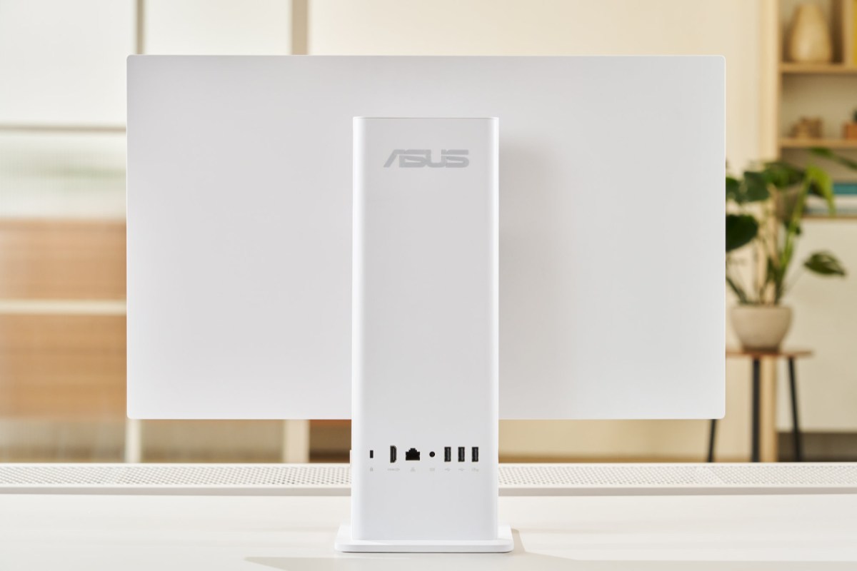 Asus VM441: моноблок, который работает на чипе от смартфона, но уделает ваш домашний системник