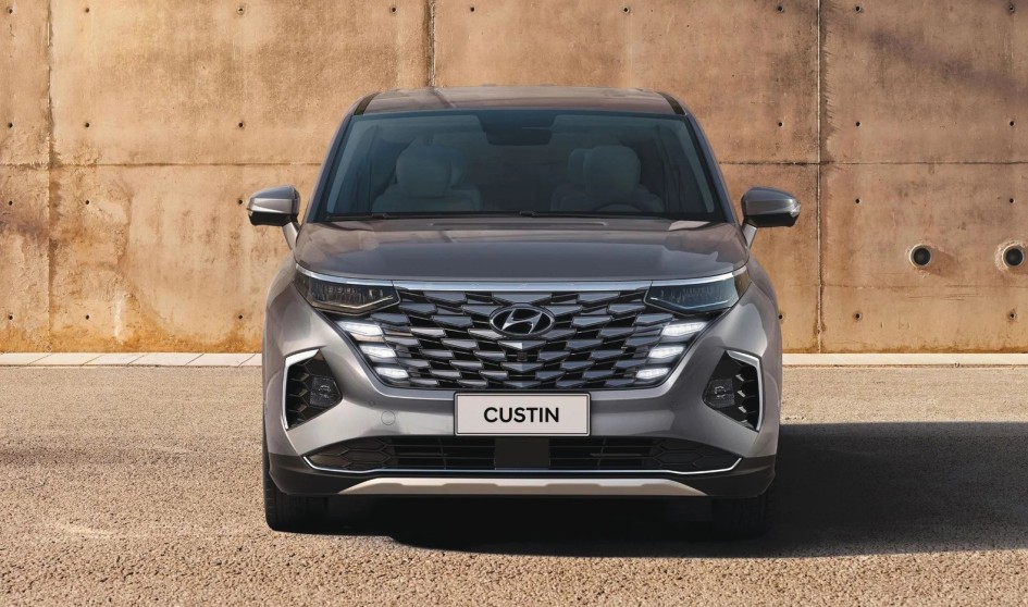 Hyundai Custin возвращается на российский рынок: старт продаж и новые условия