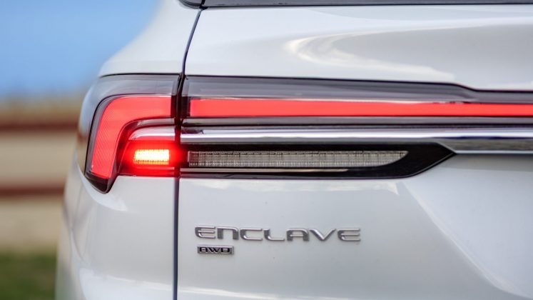 Обзор Buick Enclave Avenir AWD 2026 - доступный аналог Cadillac картинка Внедорожник Buick Enclave удивил роскошью | DGL.RU