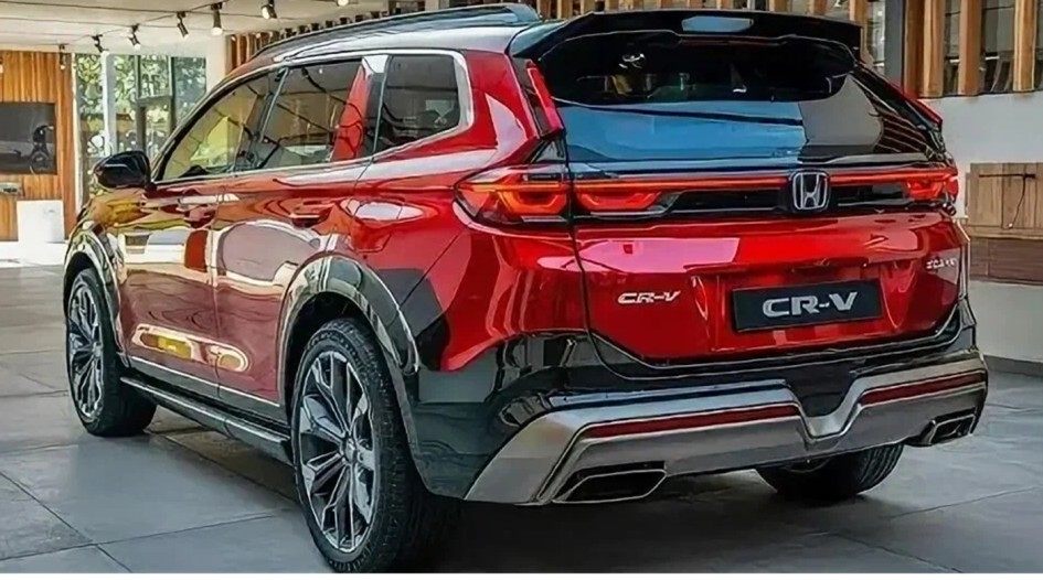 Почему Honda CR-V удерживает лидерство среди семейных кроссоверов в России