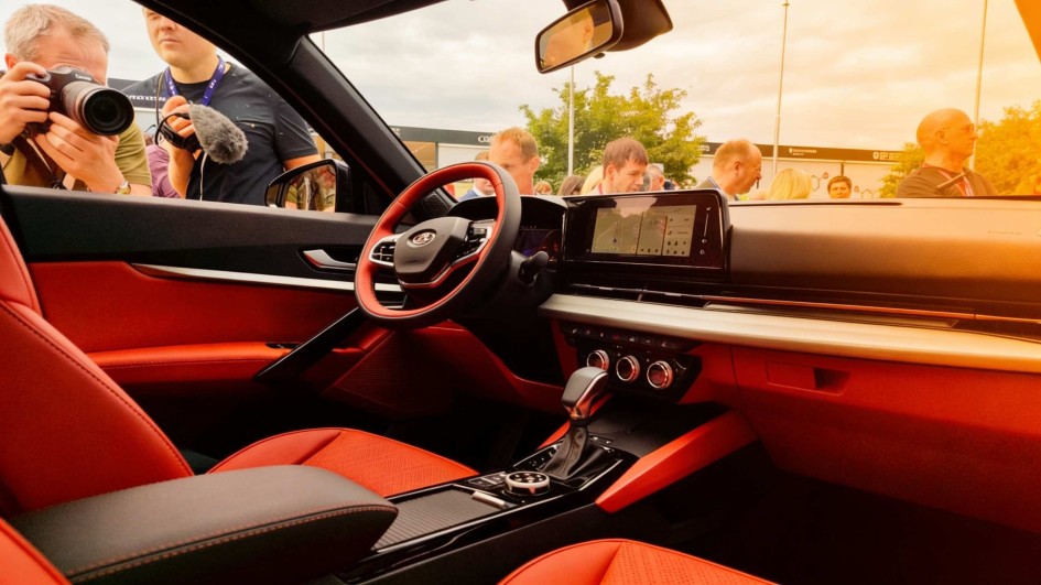 Lada Azimut: новый кроссовер меняет правила игры для российского автопрома