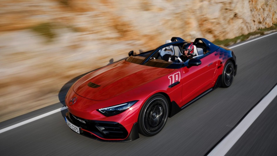 В России выставили на продажу Mercedes-AMG PureSpeed из лимитированной серии за 200 млн рублей