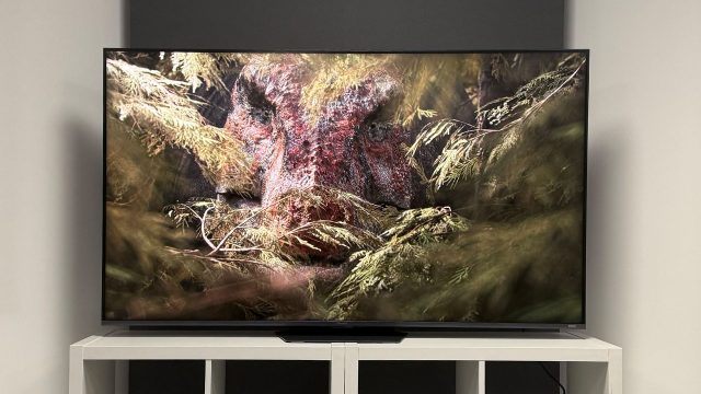 Телевизор Hisense UR9 RGB Mini LED тест 2026 | DGL.RU