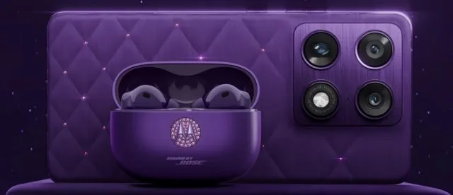 Блеск и нищета конкурентов: Motorola Signature в кристаллах Swarovski заставляет флагманы выглядеть дешевкой Блеск и нищета конкурентов: Motorola Signature в кристаллах Swarovski заставляет флагманы выглядеть дешевкой