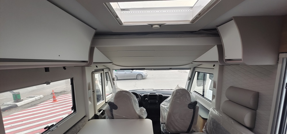 Adria Sonic Plus 700 SL: свежий автодом с пятью спальными местами и премиальными функциями