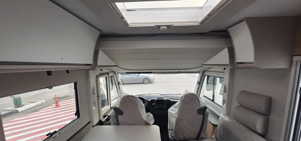 Adria Sonic Plus 700 SL: свежий автодом с пятью спальными местами и премиальными функциями