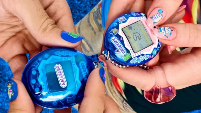 Стоит ли покупать чехол CASETiFY x Tamagotchi? | DGL.RU