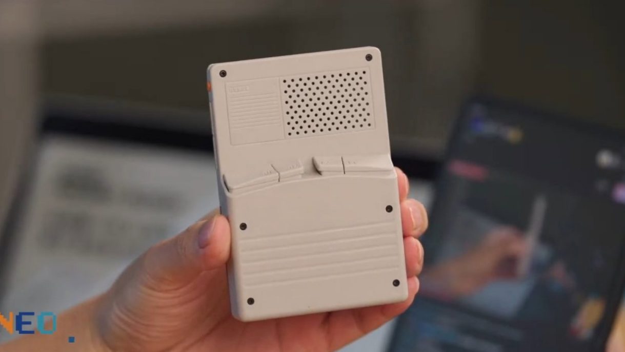 AYANEO воскресила легендарный Game Boy под новым дерзким именем картинка AYANEO воскресила легендарный Game Boy под новым дерзким именем KONKR Pocket BLOCK