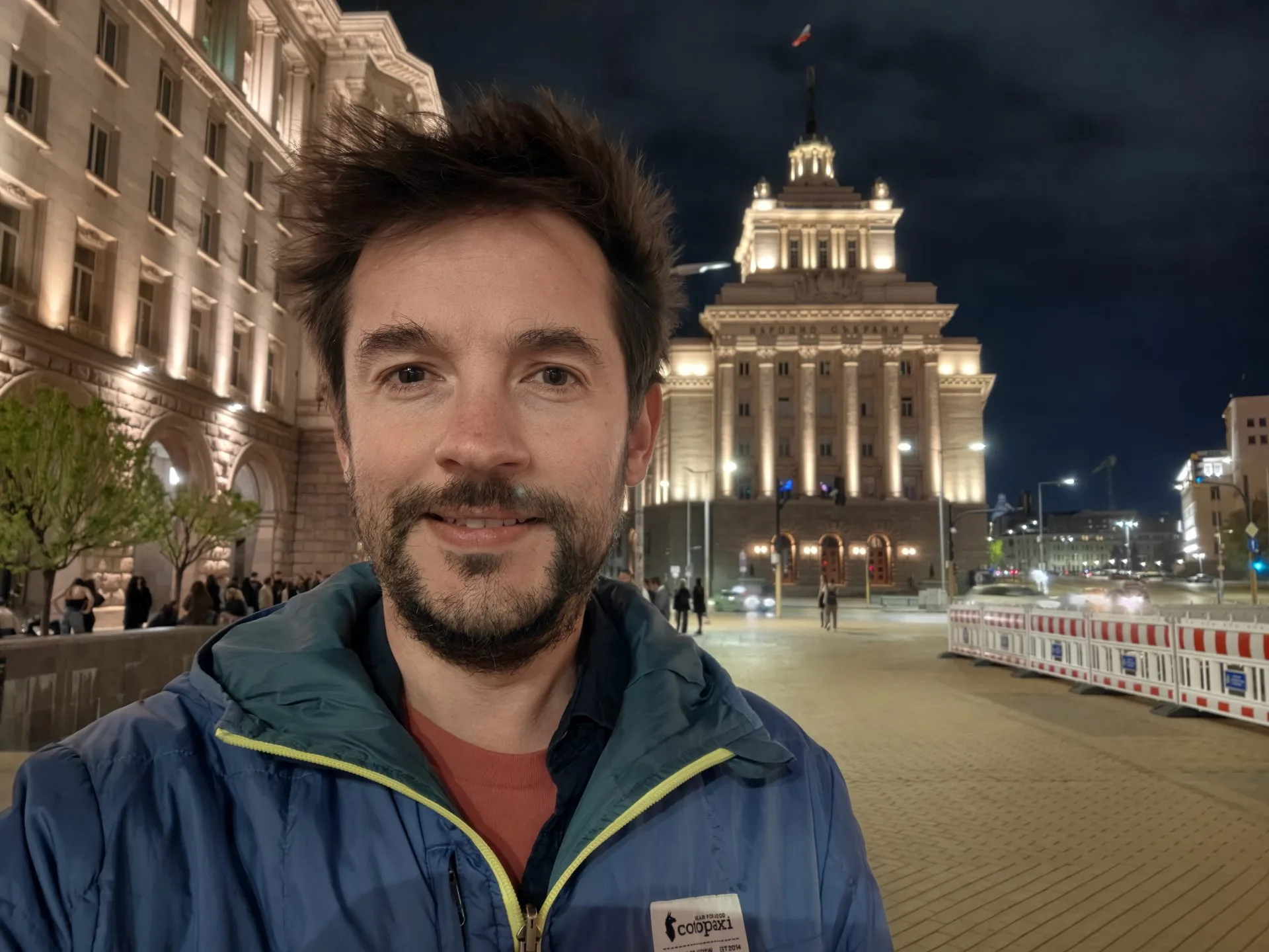 Обзор vivo X300 Ultra - фанатам мобильной фотографии посвящается картинка Смартфон vivo X300 Ultra: ставка на камеру 200 Мп | DGL.RU