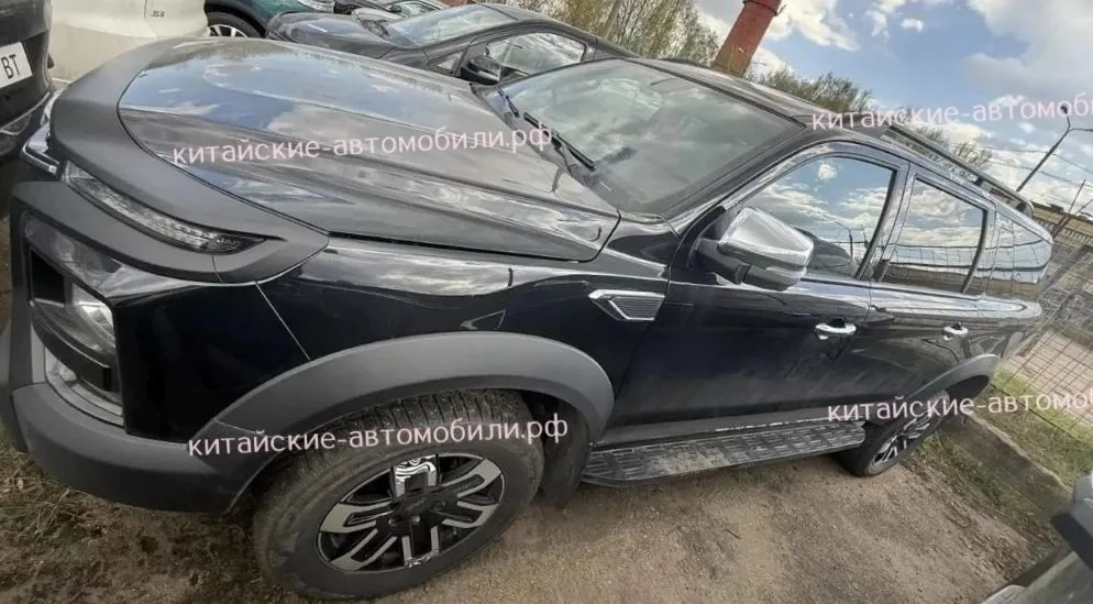 JAC JS9 подготавливается к выходу в России: первые снимки и детали нового внедорожника