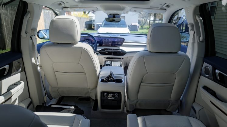 Обзор Buick Enclave Avenir AWD 2026 - доступный аналог Cadillac картинка Внедорожник Buick Enclave удивил роскошью | DGL.RU