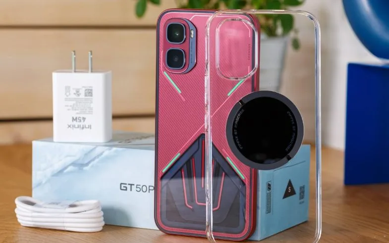 Распаковка Infinix GT 50 Pro: когда дизайн стоит дороже, чем вся начинка картинка Распаковка Infinix GT 50 Pro: когда дизайн стоит дороже, чем вся начинка