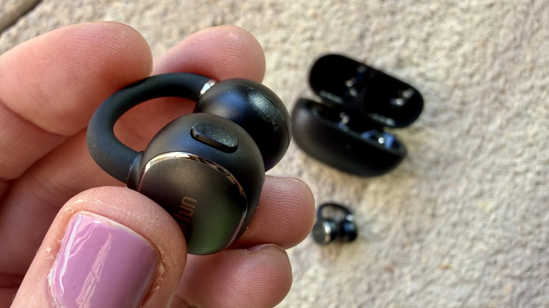 Обзор Earfun Clip 2 в России - лучшая недорогая пара наушников картинка Наушники Earfun Clip 2 удивили ценой и ИИ | DGL.RU