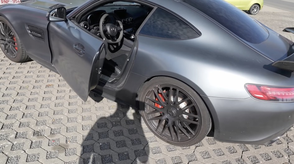 Последний круг на Нюрбургринге: как Mercedes-AMG GT S изменил судьбу автолюбителя