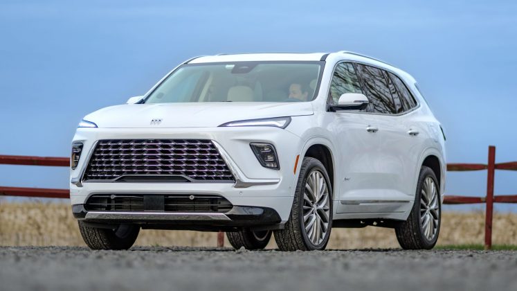 Обзор Buick Enclave Avenir AWD 2026 - доступный аналог Cadillac картинка Внедорожник Buick Enclave удивил роскошью | DGL.RU